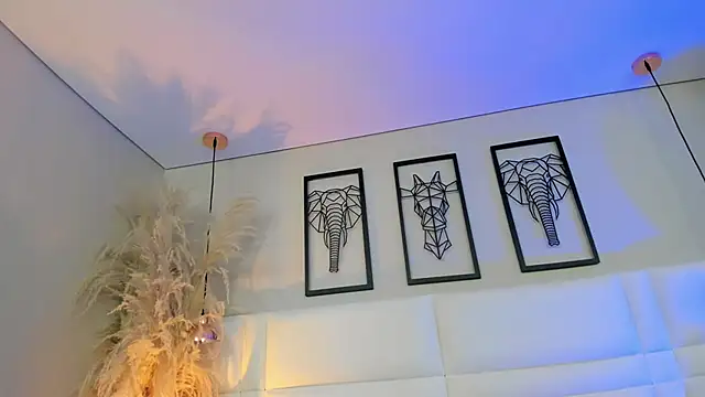 Rebeca jones online show from 27, 11, 2025