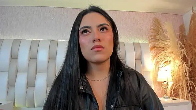 Snapshot of Rebeca_jones chatting on 3, 6, 2026 Rebeca jones online show from 3, 6, 2026