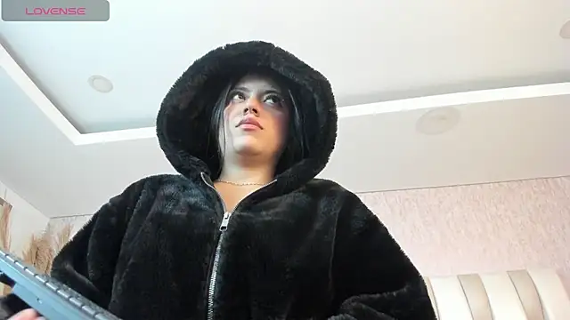 Rebeca jones online show from 15, 1, 2026