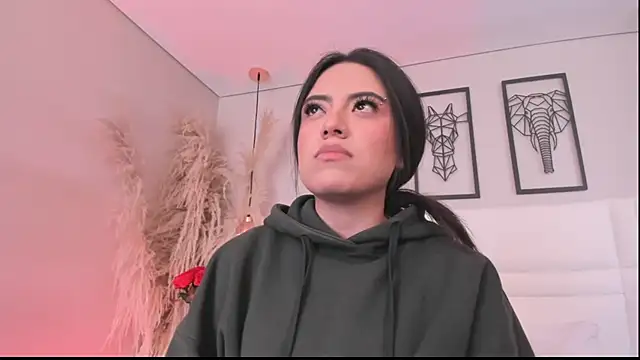 Rebeca jones online show from 4, 10, 2025