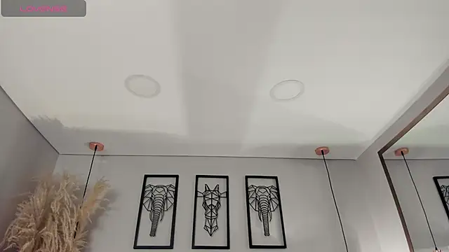 Rebeca jones online show from 3, 11, 2025