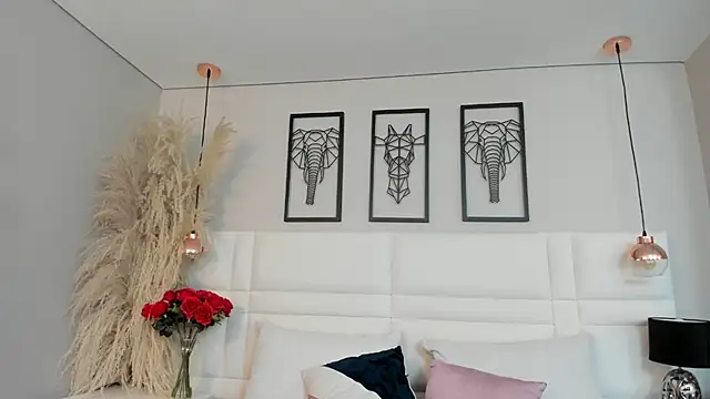 Rebeca jones online show from 25, 10, 2025