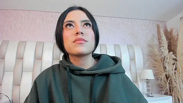 Snapshot of Rebeca_jones chatting on 3, 2, 2026 Rebeca jones online show from 3, 2, 2026