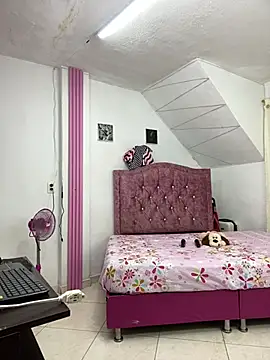 Rossestoner online show from 10, 2, 2026