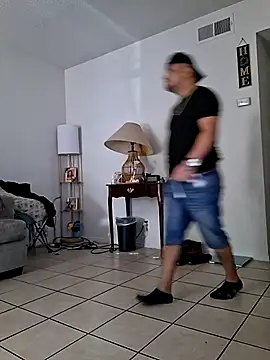 hungpenis210 online show from 5, 10, 2025