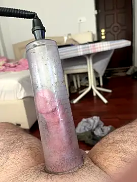 strange6696 online show from 6, 10, 2025