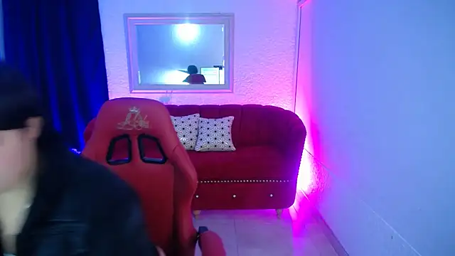nathaly low1 online show from 8, 6, 2026