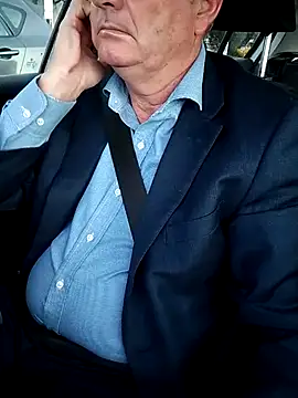 Snapshot of stiffandlubed@xh chatting on 16, 3, 2025 stiffandlubedxh online show from 16, 3, 2025