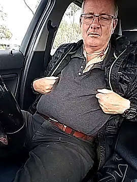 stiffandlubedxh online show from 27, 3, 2026