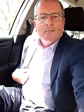 Snapshot of stiffandlubed@xh chatting on 18, 3, 2025 stiffandlubedxh online show from 18, 3, 2025