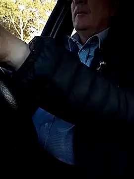 Snapshot of stiffandlubed@xh chatting on 2, 2, 2026 stiffandlubedxh online show from 2, 2, 2026