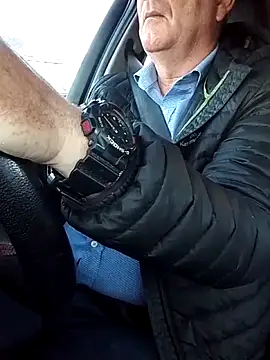 Snapshot of stiffandlubed@xh chatting on 1, 2, 2026 stiffandlubedxh online show from 1, 2, 2026