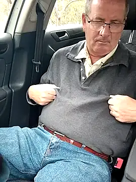 Snapshot of stiffandlubed@xh chatting on 21, 3, 2025 stiffandlubedxh online show from 21, 3, 2025