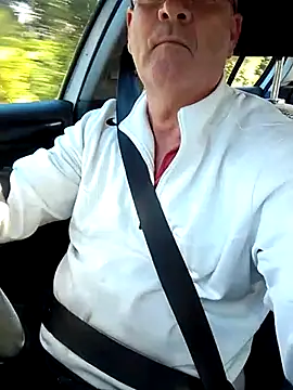 Snapshot of stiffandlubed@xh chatting on 21, 3, 2025 stiffandlubedxh online show from 21, 3, 2025