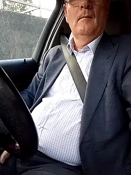 Snapshot of stiffandlubed@xh chatting on 4, 2, 2026 stiffandlubedxh online show from 4, 2, 2026