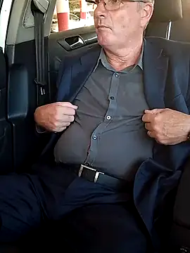 Snapshot of stiffandlubed@xh chatting on 19, 3, 2025 stiffandlubedxh online show from 19, 3, 2025