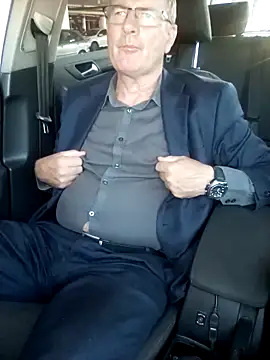 Snapshot of stiffandlubed@xh chatting on 13, 3, 2025 stiffandlubedxh online show from 13, 3, 2025