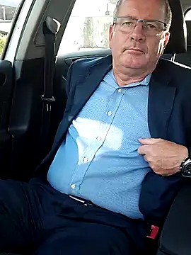 Snapshot of stiffandlubed@xh chatting on 17, 3, 2025 stiffandlubedxh online show from 17, 3, 2025