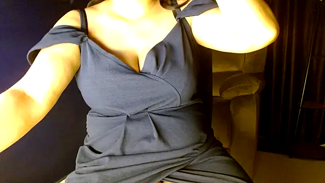 Snapshot of janifer001 chatting on 20, 3, 2026 janifer001 online show from 20, 3, 2026