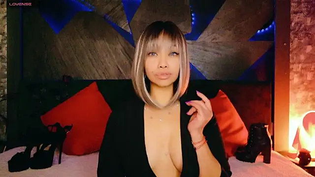 ElyaQuinn online show from 4, 3, 2026