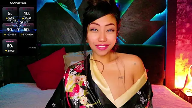 ElyaQuinn online show from 12, 11, 2025