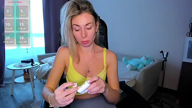 DannaEvan online show from 22, 3, 2026