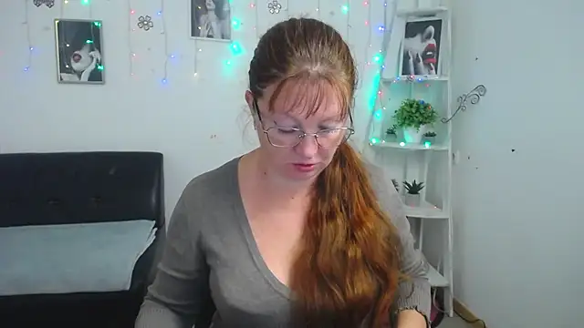 VanessaHotts online show from 20, 9, 2025