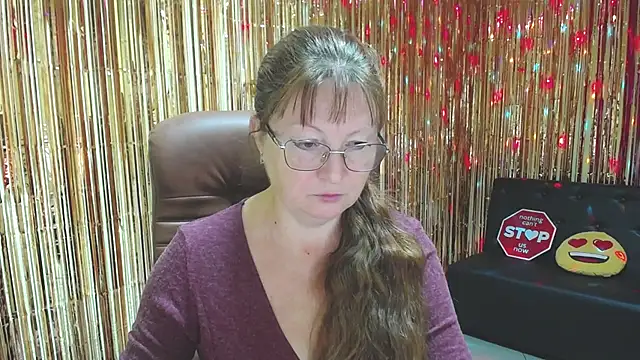 VanessaHotts online show from 24, 9, 2025