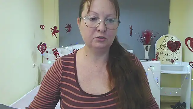 VanessaHotts online show from 13, 2, 2026