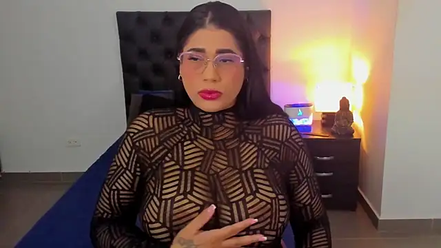 Jenny Carters online show from 4, 10, 2025