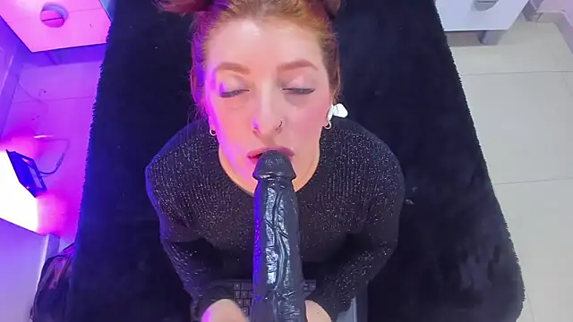 JulietaAlves online show from 14, 11, 2025