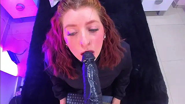 JulietaAlves online show from 15, 11, 2025