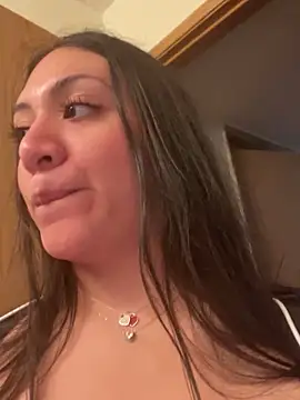 BustiBunny69 online show from 6, 3, 2025