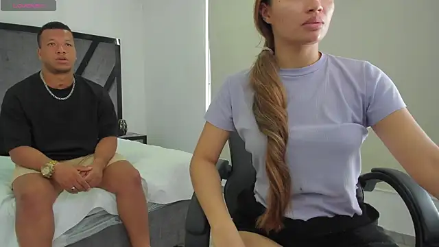 Snapshot of AnnieAndStefan chatting on 6, 7, 2026 AnnieAndStefan online show from 6, 7, 2026