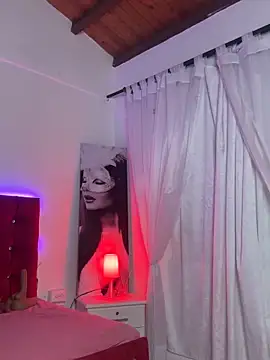 lonely shewolf online show from 15, 10, 2025