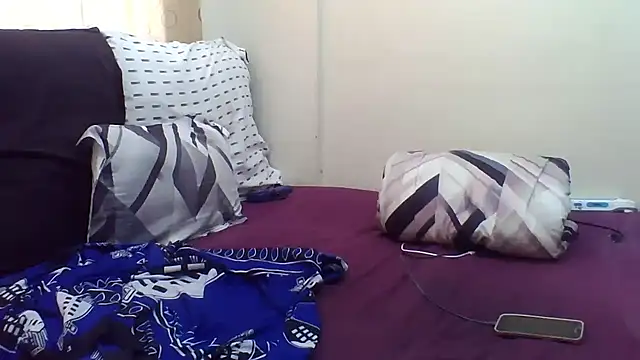 AddictiveAssCurves online show from 17, 9, 2025