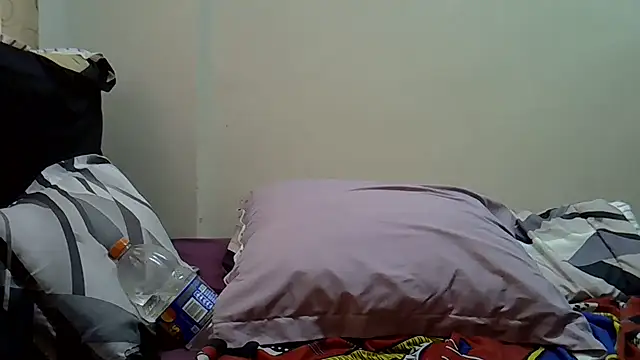 AddictiveAssCurves online show from 9, 11, 2025