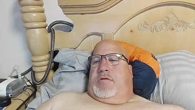 Bigbear0563 online show from 22, 5, 2026