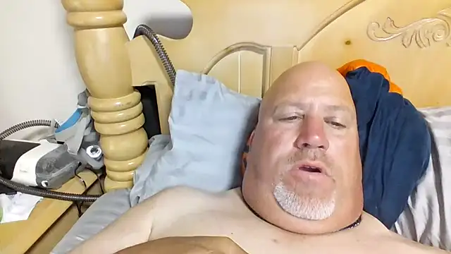 Bigbear0563 online show from 13, 7, 2026