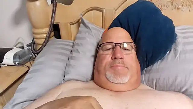Bigbear0563 online show from 18, 7, 2026