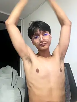 Snapshot of LuiSexvill chatting on 22, 12, 2025 LuiSexvill online show from 22, 12, 2025