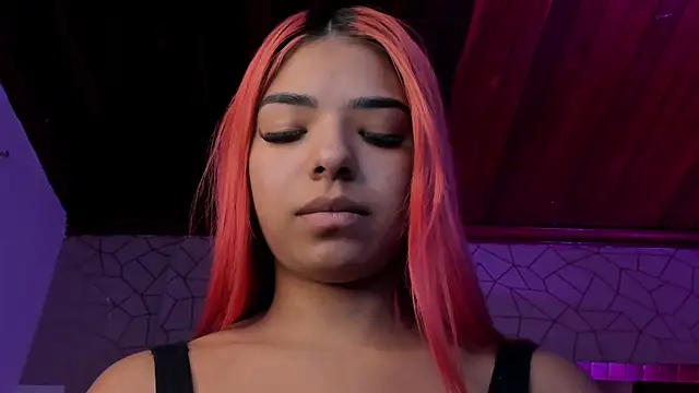 Snapshot of Emmily_Savage chatting on 10, 2, 2026 Emmily Savage online show from 10, 2, 2026