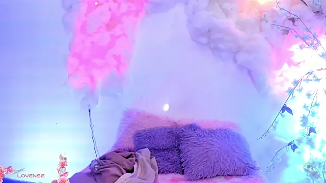 Mey moon online show from 27, 1, 2025