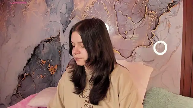 Snapshot of Mey_moon chatting on 24, 2, 2026 Mey moon online show from 24, 2, 2026