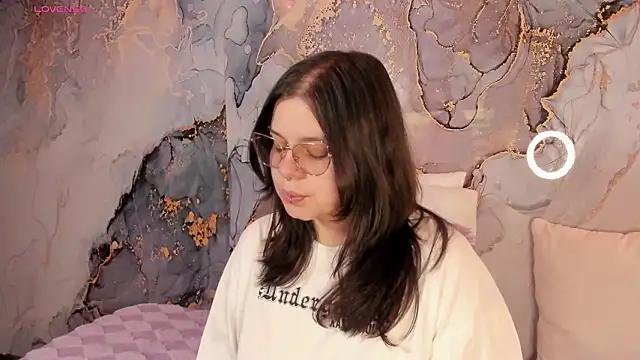 Snapshot of Mey_moon chatting on 22, 2, 2026 Mey moon online show from 22, 2, 2026