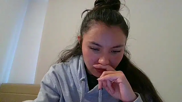  andygirl online show from 31, 5, 2026