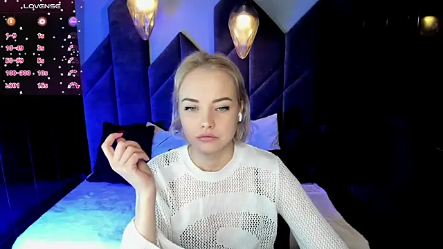 StephanieSweety online show from 27, 2, 2025