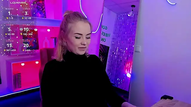 StephanieSweety online show from 25, 2, 2026