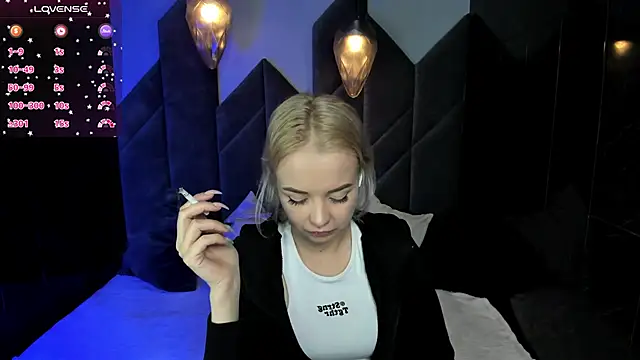 StephanieSweety online show from 10, 2, 2025