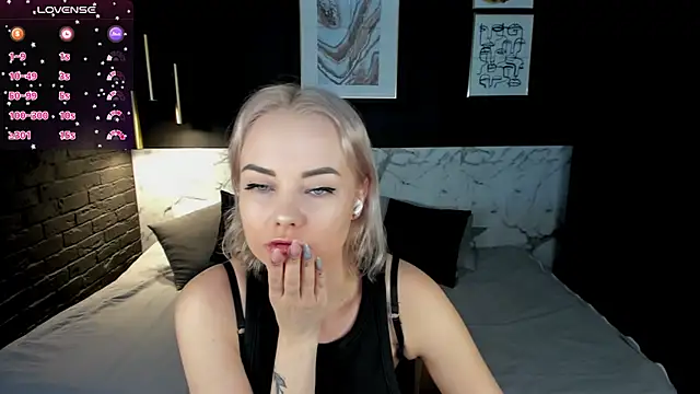 StephanieSweety online show from 31, 1, 2025